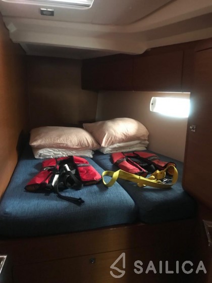 Sun Odyssey 519 - Yacht Charter Sailica