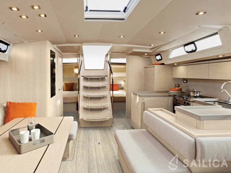 Oceanis 51.1 - Yacht Charter Sailica