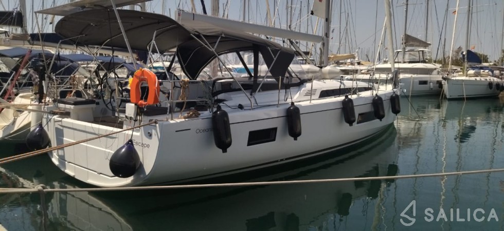 Oceanis 51.1 - Yacht Charter Sailica