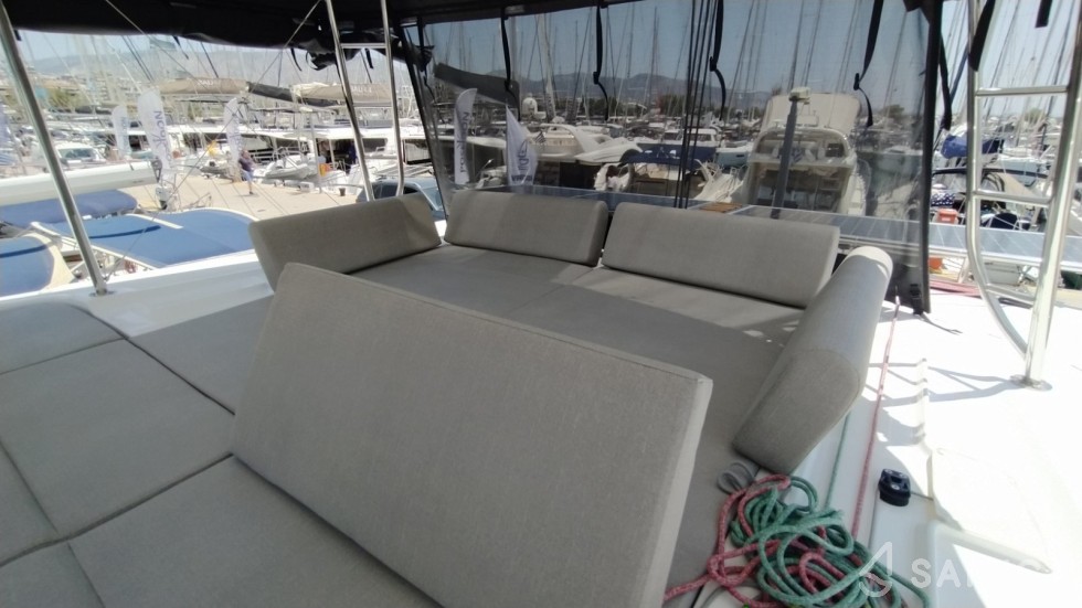 Lagoon 46  - Yacht Charter Sailica