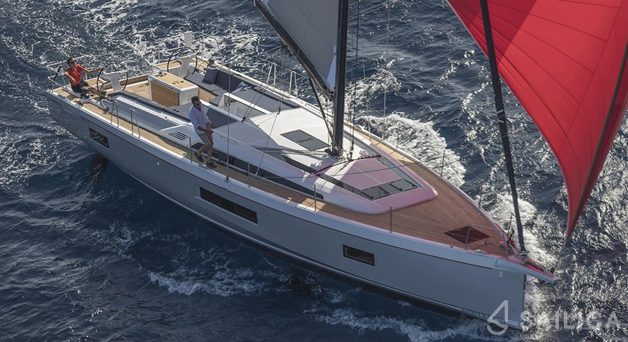 Oceanis 51.1 - Yacht Charter Sailica