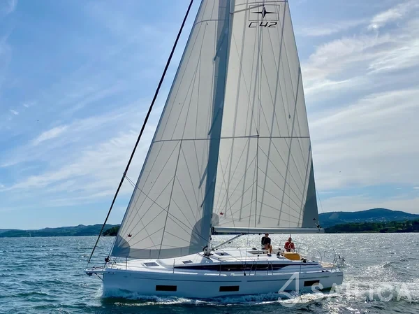 Bavaria C42 - Yacht Charter Sailica