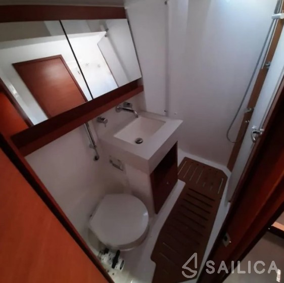 Dufour 530 - Yacht Charter Sailica
