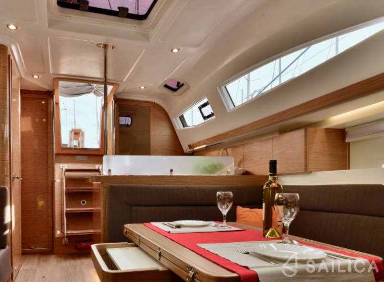 Elan 40 Impression - Yacht Charter Sailica