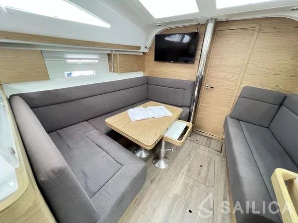 Elan 40 Impression - Yacht Charter Sailica