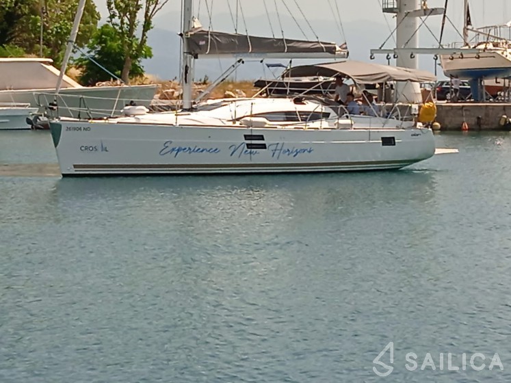 Elan 40 Impression - Yacht Charter Sailica