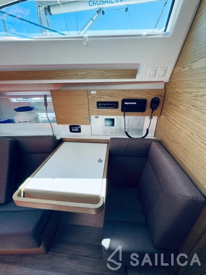 Elan 40 Impression - Yacht Charter Sailica