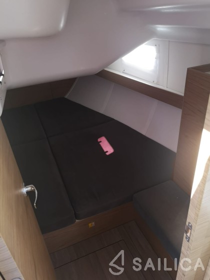 Elan 40 Impression - Yacht Charter Sailica