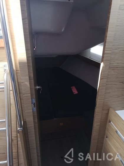 Elan 40 Impression - Yacht Charter Sailica