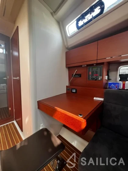Hanse 458 - Yacht Charter Sailica