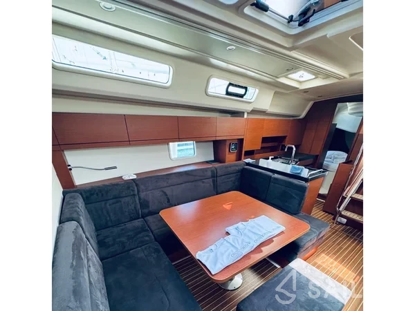 Hanse 458 - Yacht Charter Sailica