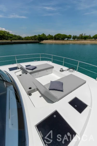 MY5 - Yacht Charter Sailica