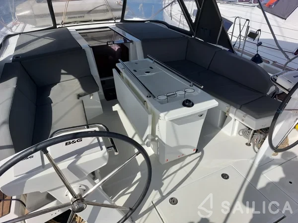 Oceanis 46.1 - Yacht Charter Sailica