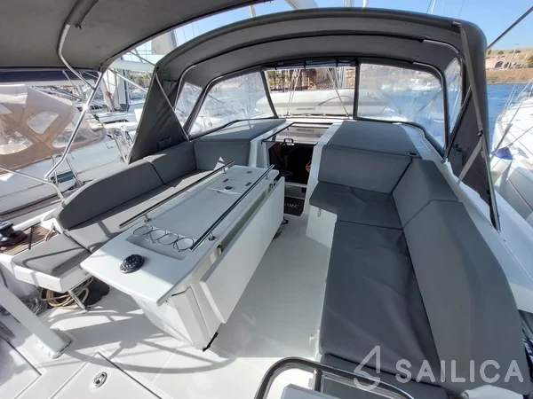Oceanis 46.1 - Yacht Charter Sailica