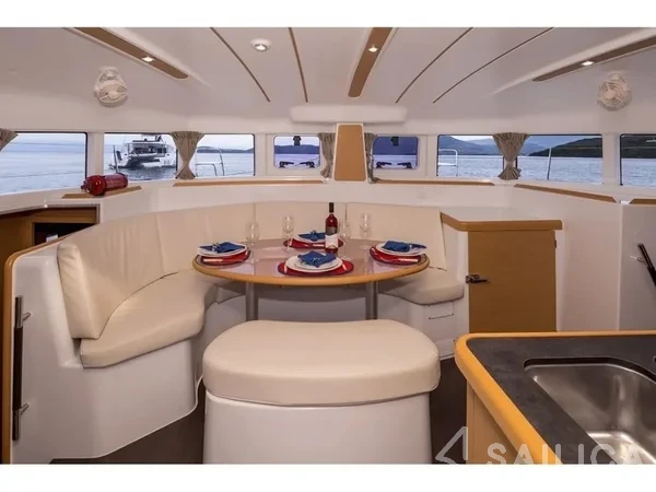Lagoon 380 - Yacht Charter Sailica