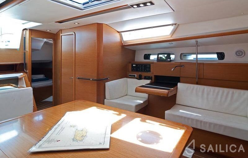 Sun Odyssey 439 - Yacht Charter Sailica