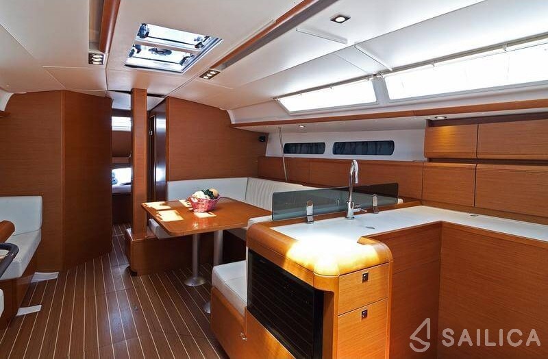 Sun Odyssey 439 - Yacht Charter Sailica