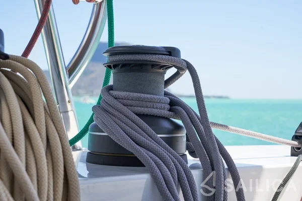 Nautitech 46 Fly - Yacht Charter Sailica