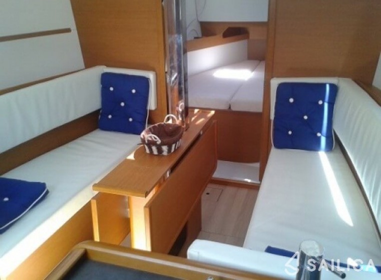 Sun Odyssey 349 - Yacht Charter Sailica