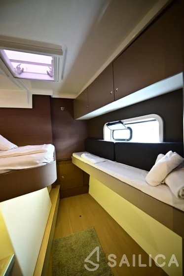 Bali Catspace - Yacht Charter Sailica