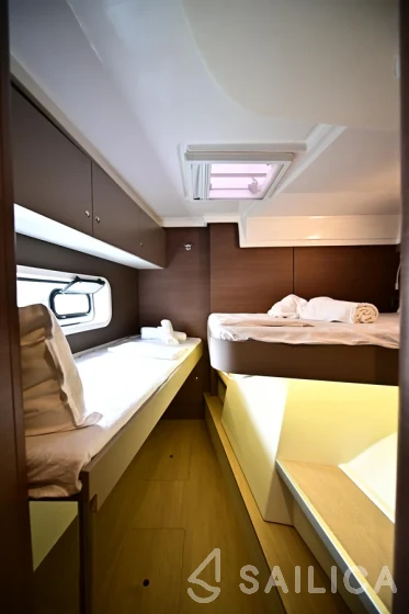Bali Catspace - Yacht Charter Sailica