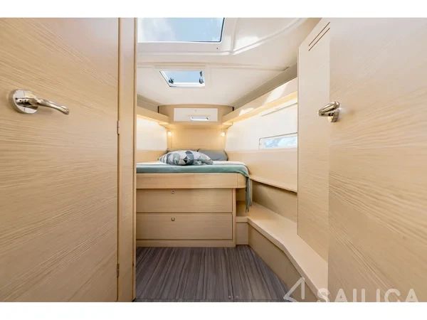 Dufour 430 - Yacht Charter Sailica