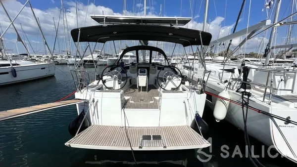 Sun Odyssey 449 - Yacht Charter Sailica