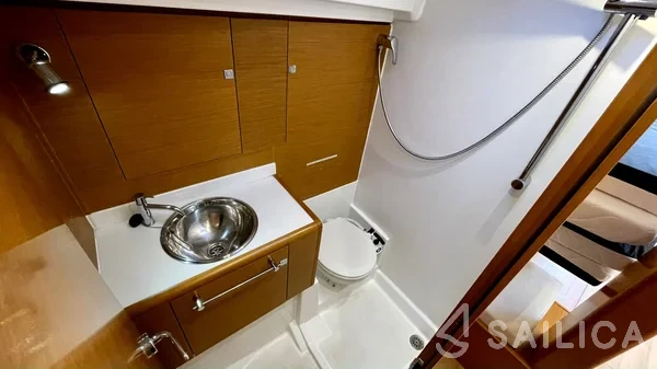 Sun Odyssey 449 - Yacht Charter Sailica