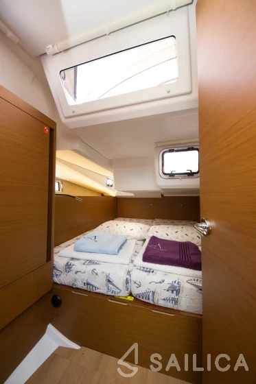 Sun Odyssey 440 - Yacht Charter Sailica
