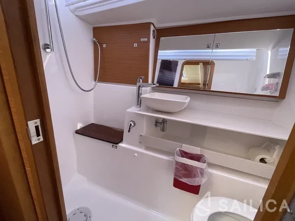 Dufour 430 - Yacht Charter Sailica