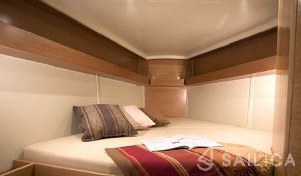 Elan 410 - Yacht Charter Sailica