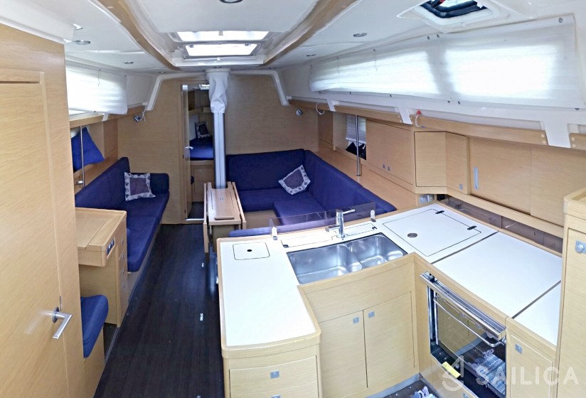 Elan 410 - Yacht Charter Sailica