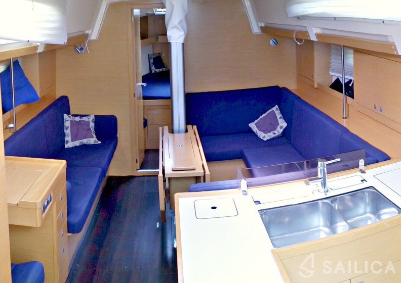 Elan 410 - Yacht Charter Sailica