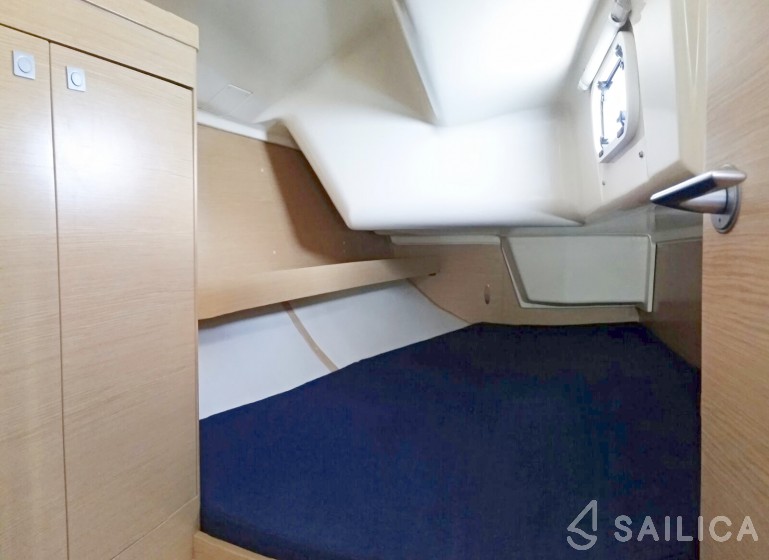 Elan 410 - Yacht Charter Sailica