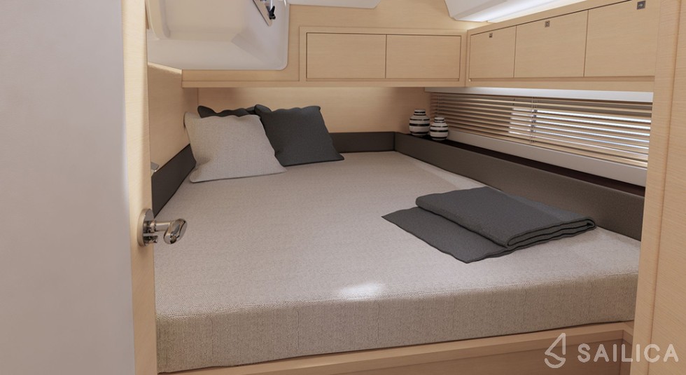 Dufour 470 - Yacht Charter Sailica
