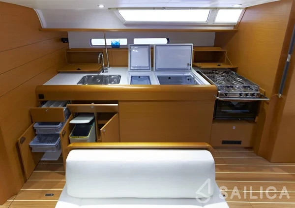 Sun Odyssey 479 - Yacht Charter Sailica