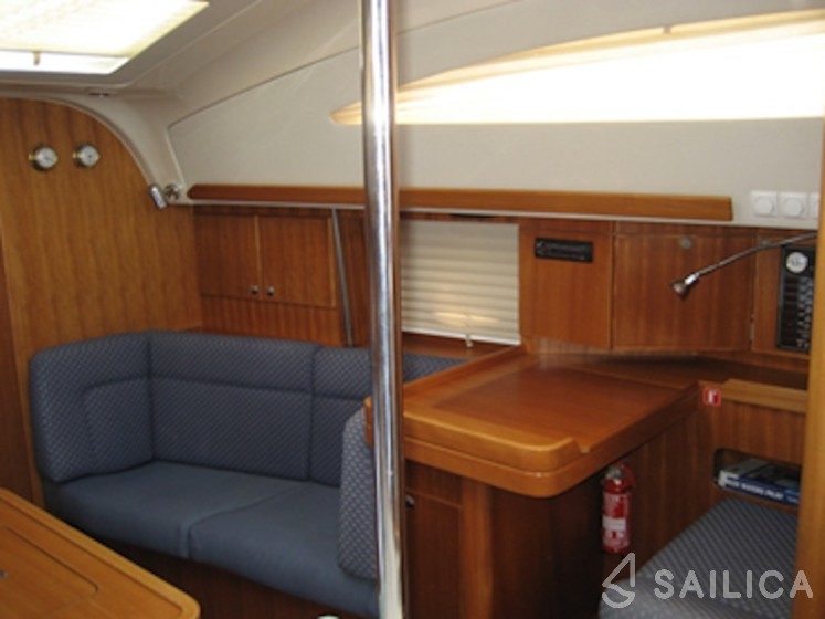 Elan 384 Impression - Yacht Charter Sailica