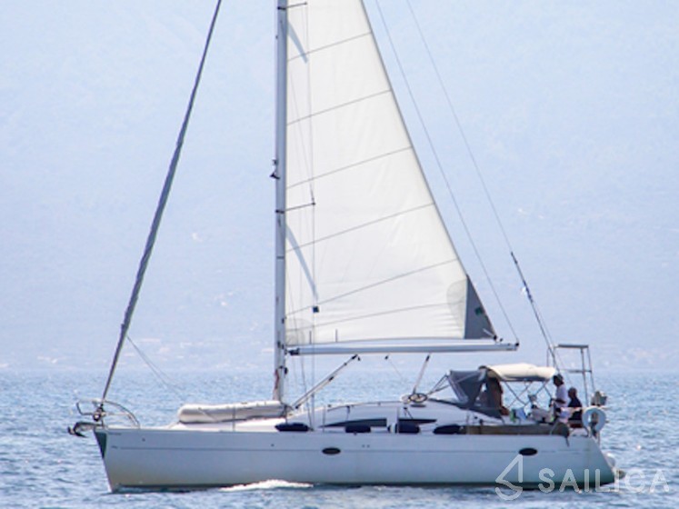 Elan 384 Impression - Yacht Charter Sailica