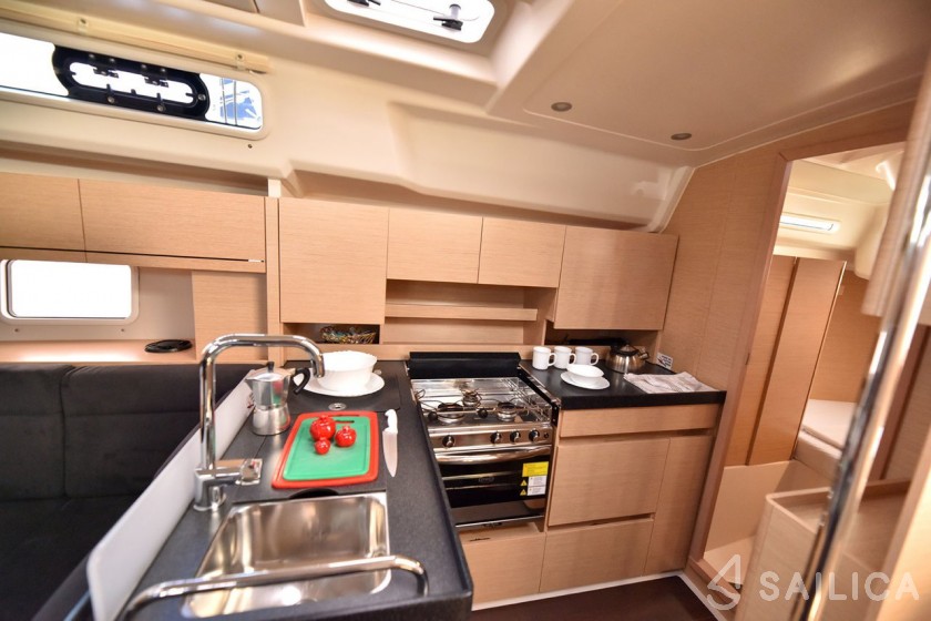 Hanse 458 - Yacht Charter Sailica