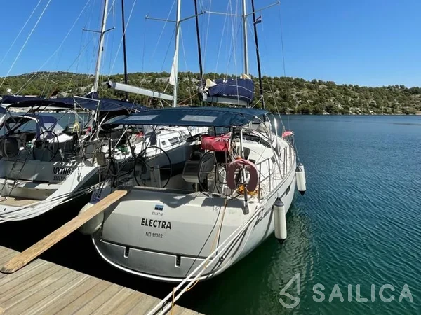 Bavaria 41 - Yacht Charter Sailica