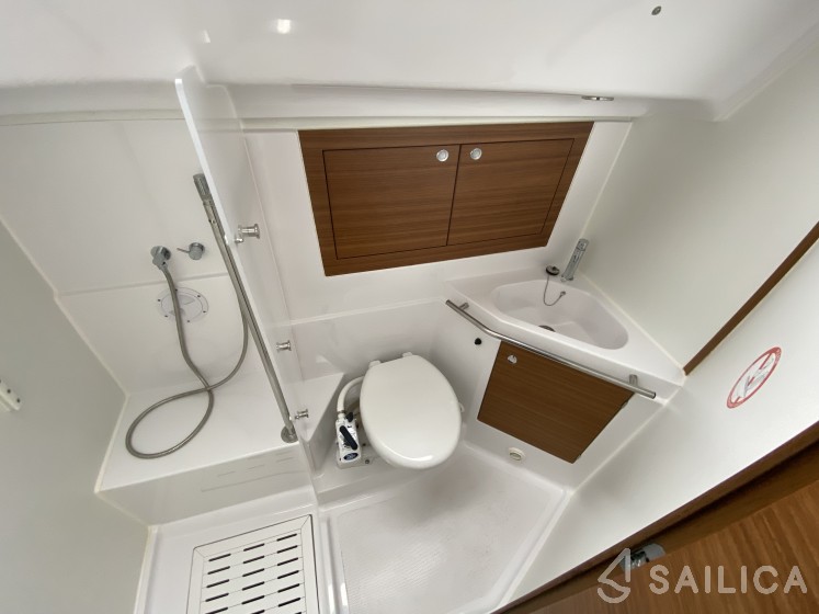 Elan Impression 45.1 - Yacht Charter Sailica