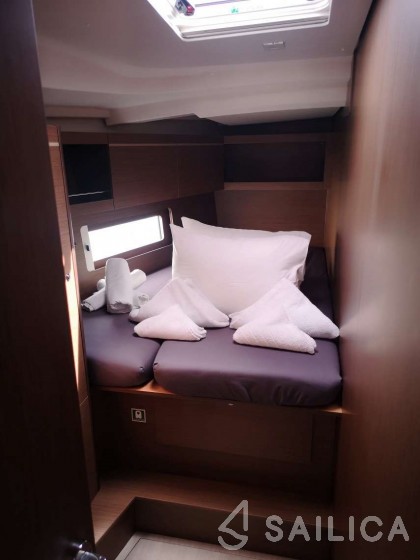 Oceanis 46.1 - Yacht Charter Sailica