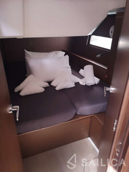 Oceanis 46.1 - Yacht Charter Sailica