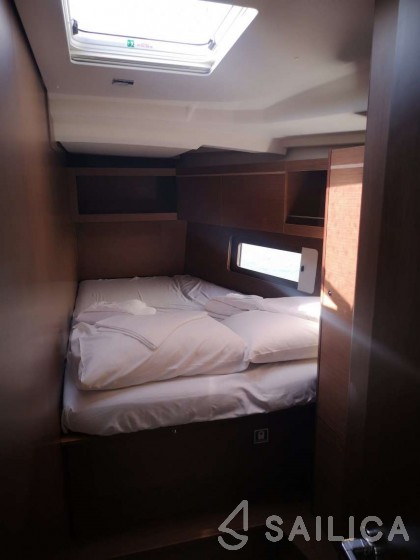 Oceanis 46.1 - Yacht Charter Sailica