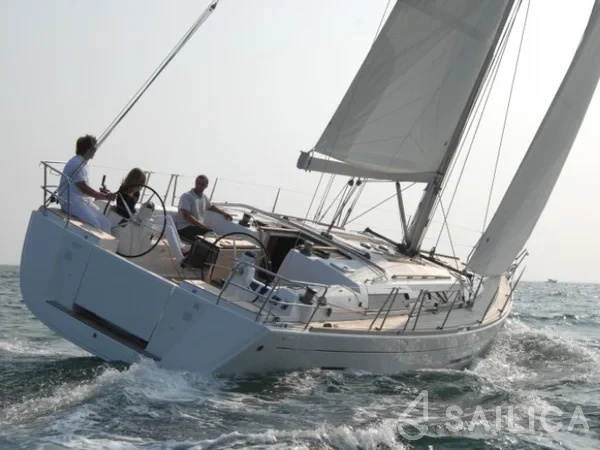 Dufour 445 GL - Yacht Charter Sailica