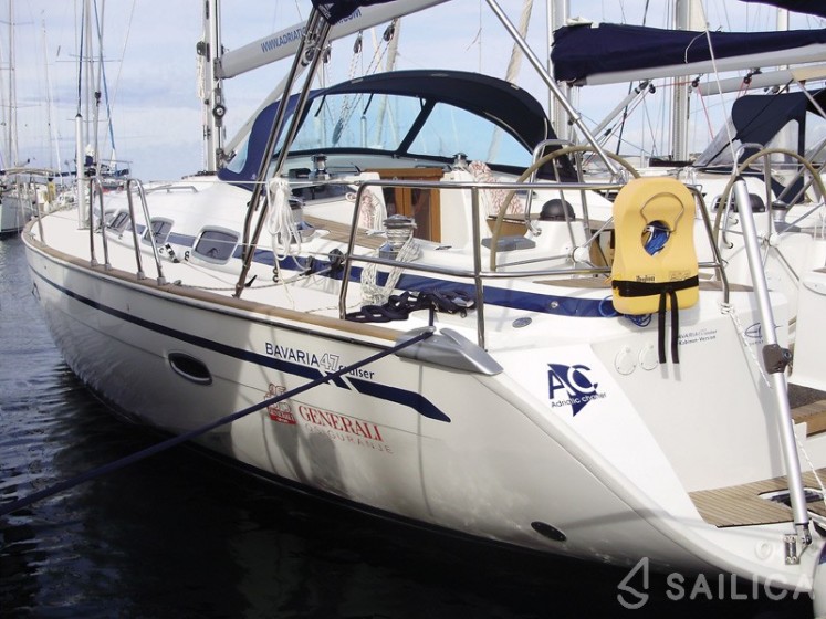 Bavaria 47 Cruiser - Yacht Charter Sailica