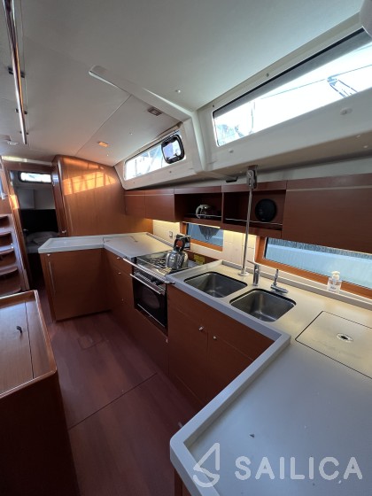 Oceanis 46.1 - Yacht Charter Sailica