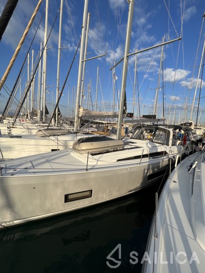 Oceanis 46.1 - Yacht Charter Sailica