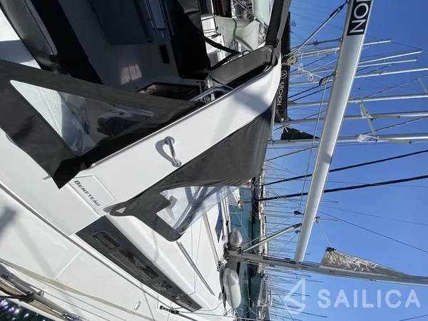 Oceanis 45 - Yacht Charter Sailica