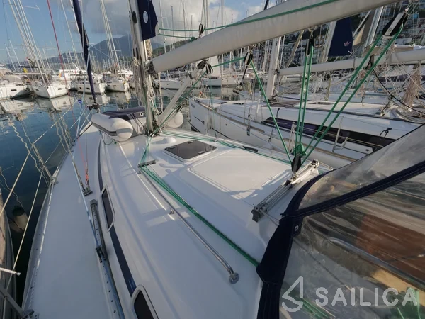Bavaria 36 - Yacht Charter Sailica